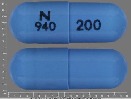 N940 200: (0093-8940) Acyclovir 200 mg Oral Capsule by Proficient Rx Lp