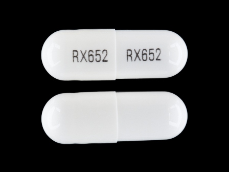 RX652: (63304-652) Acyclovir 200 mg Oral Capsule by Blenheim Pharmacal, Inc.
